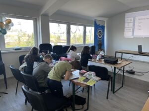 ISTINA IZA KLEVETA: Ko zapravo opstruira bosanski jezik u Sloveniji i ko je Asim Hamidović?